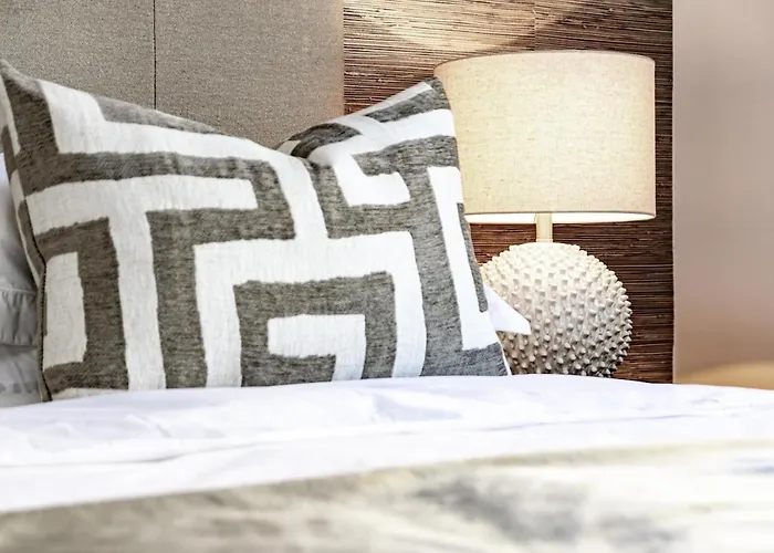 AE-Modern 3 bedroom apartment San Pedro